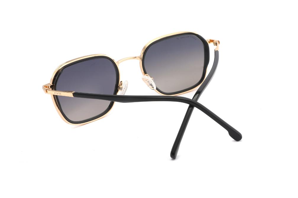 Kael - Black & Gold