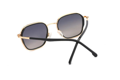 Kael - Black & Gold
